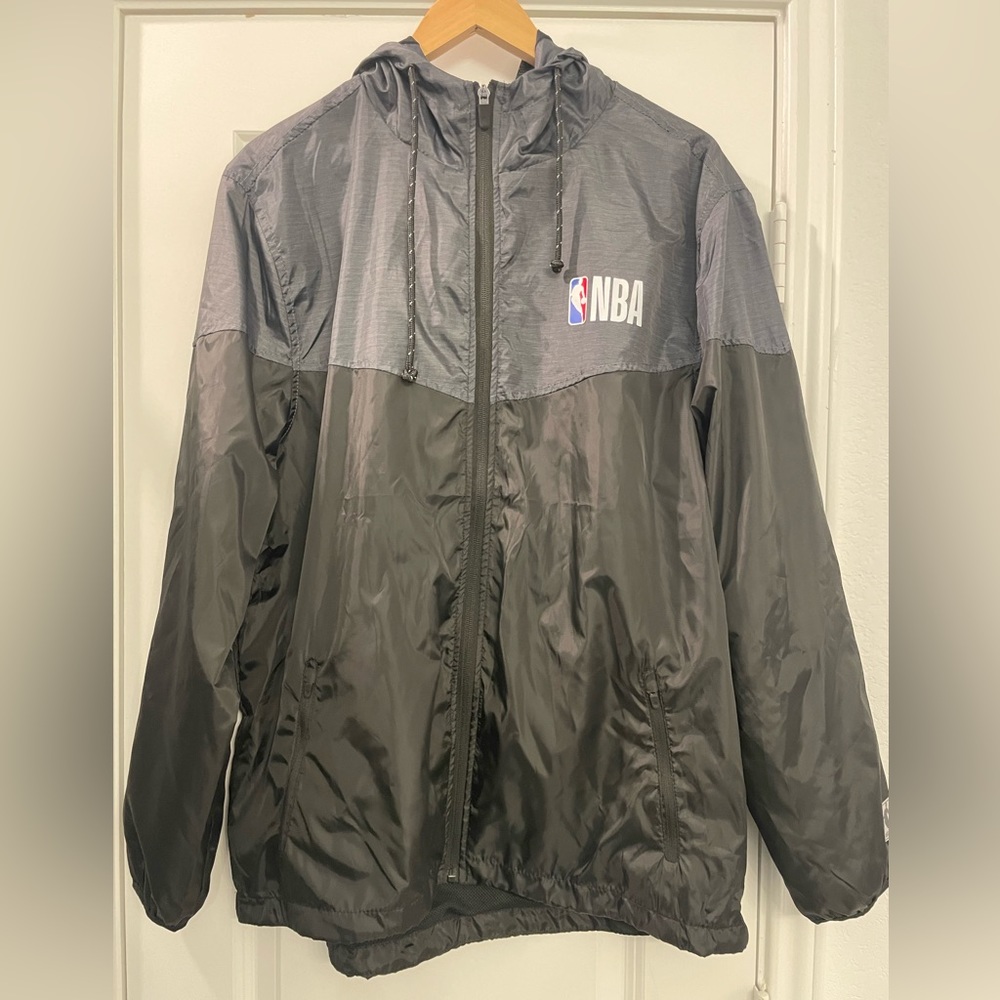 NBA Hooded Zipup windbreaker jacket size Large